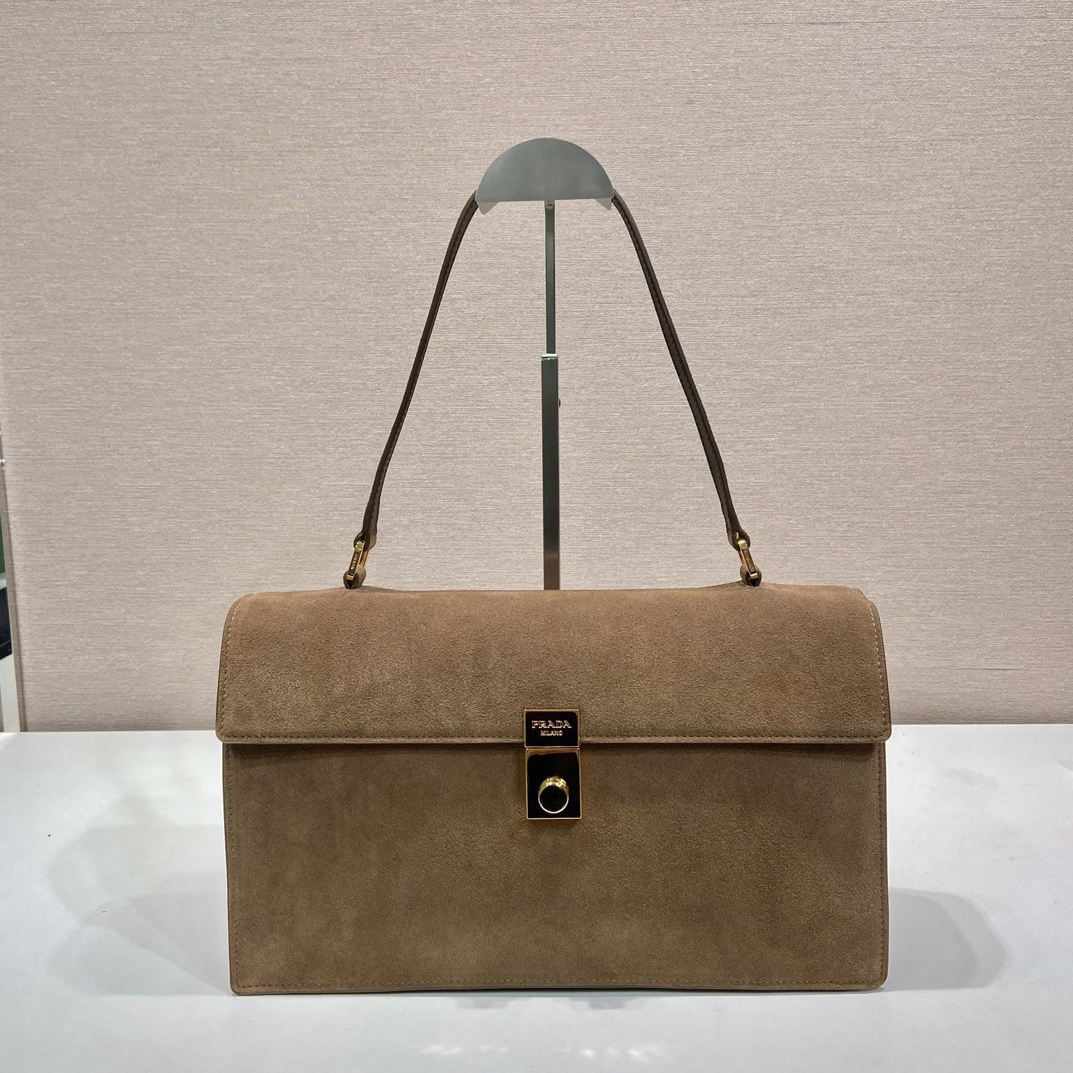 Pra*a top handle bags